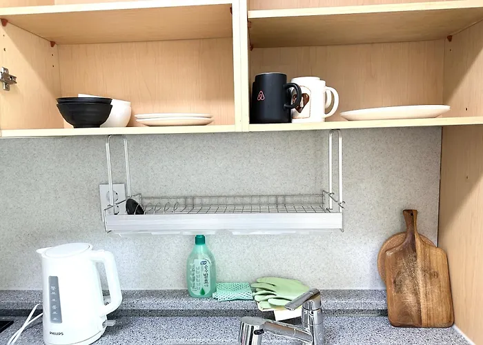 Apartment Simple And Cozy Hongik House Seoul